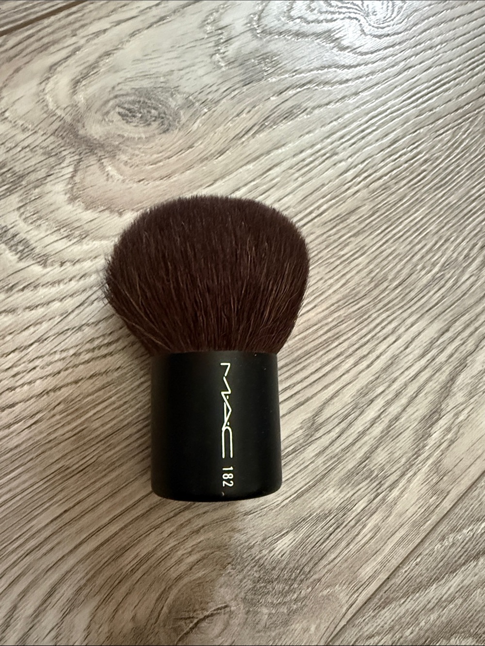 MAC Cosmetics Brown Bristle Kabuki Brush with Black Handle
